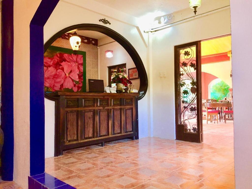 Casa La Granja Hotel Iloilo City Exterior photo